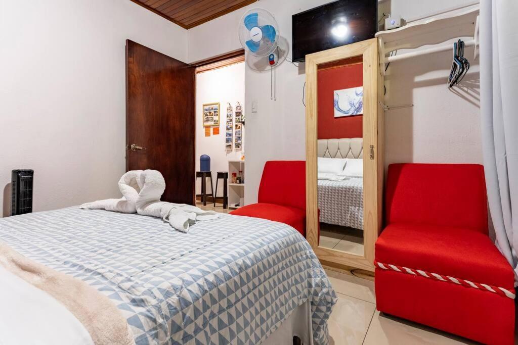 אלאג'ואלה Private Bedroom 10 Minutes From The Sjo Airport מראה חיצוני תמונה
